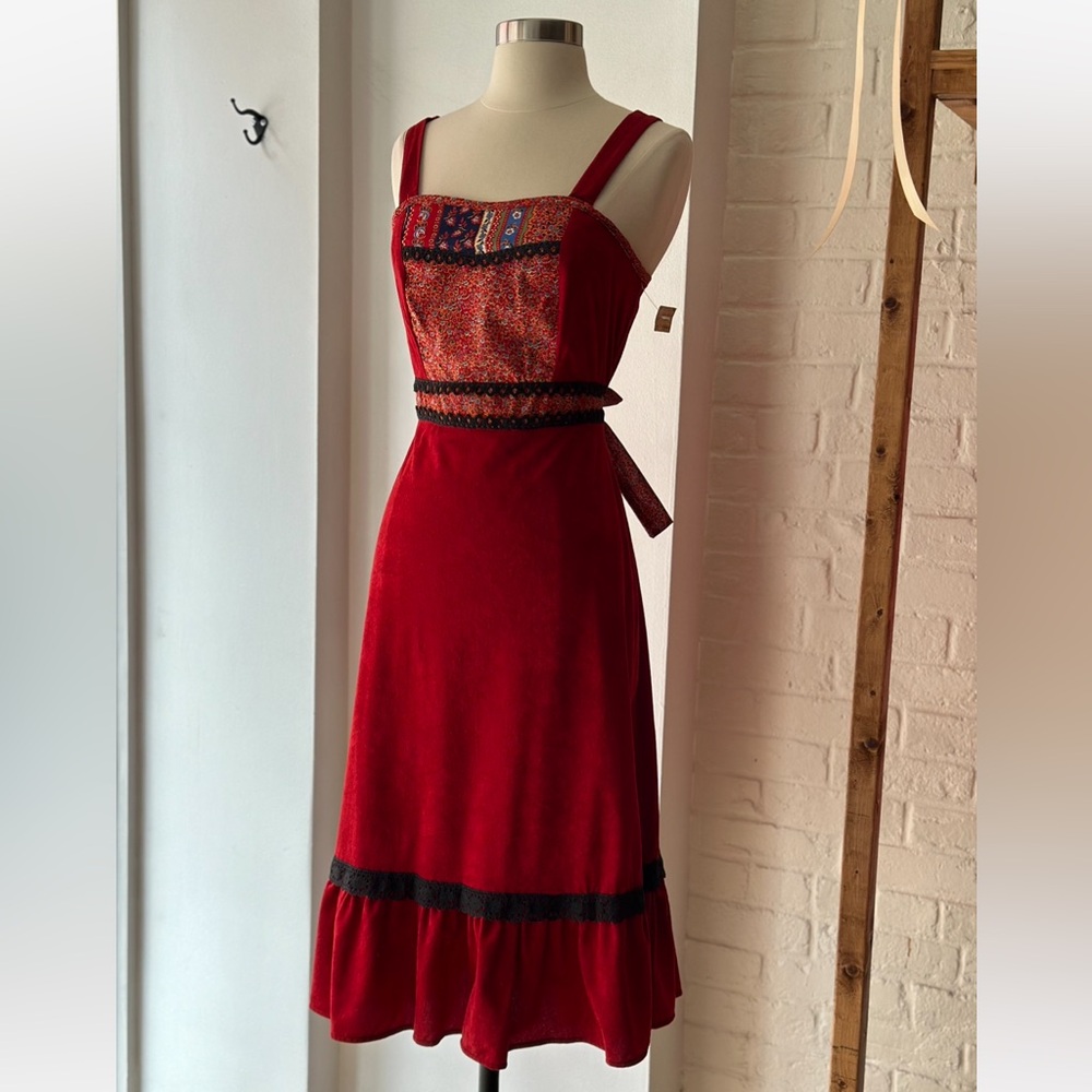 Vintage 70s Ditsy Floral & Velour Patchwork Midi Dress